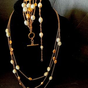 Elegant Bronze and Pearl Necklace